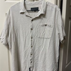 Molokai Men's Casual Linen colored Button-Down Shirt